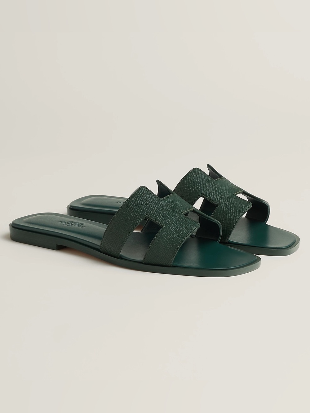 Hermes Oran Sandal in Vert Bouteille